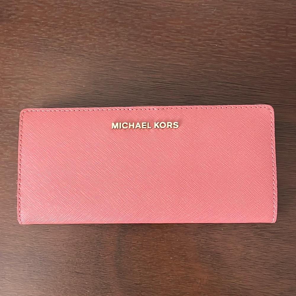 Michael kors fold wallet pink like new